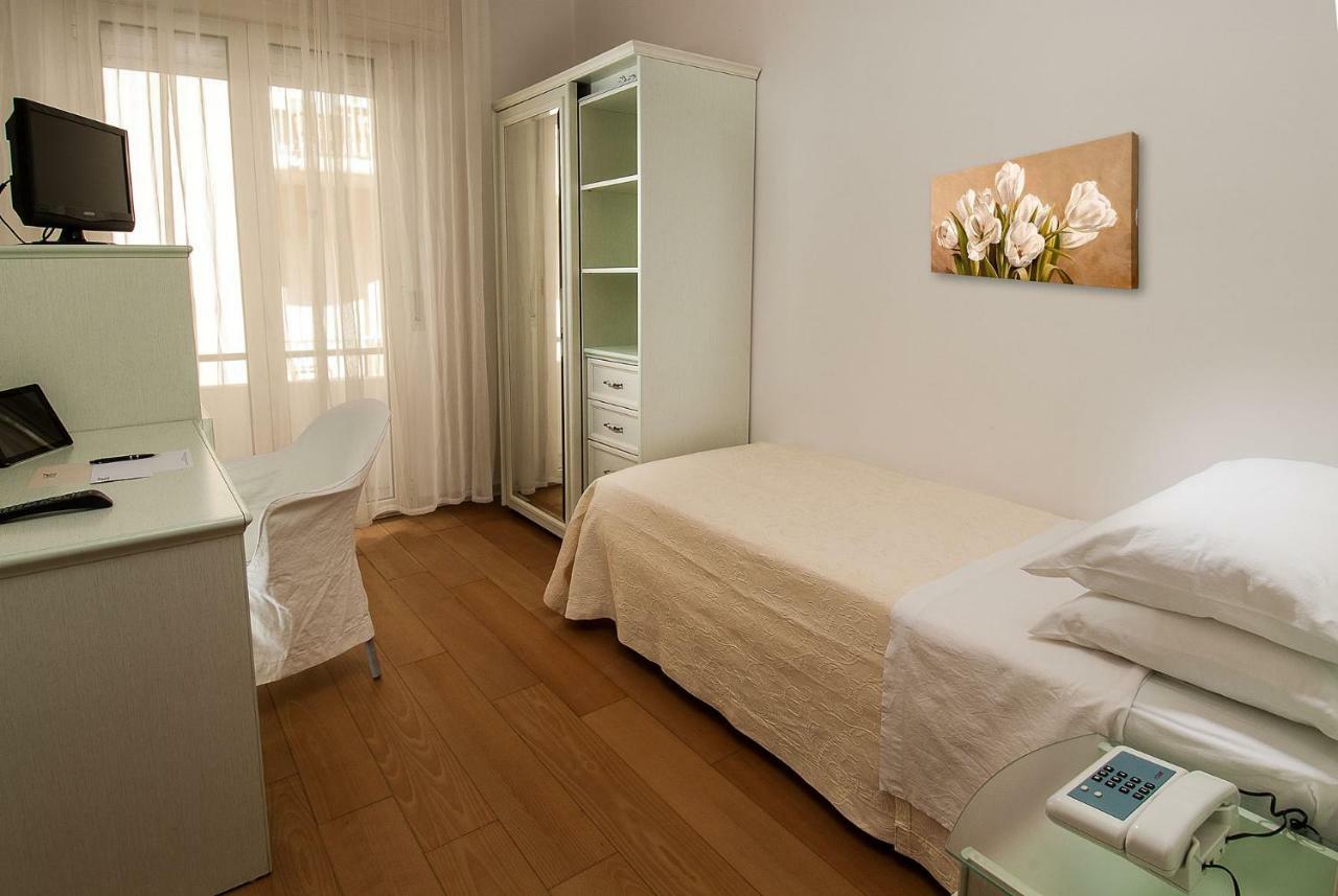 Hotel La Rosa Cattolica Dış mekan fotoğraf