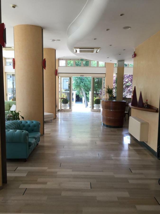 Hotel La Rosa Cattolica Dış mekan fotoğraf