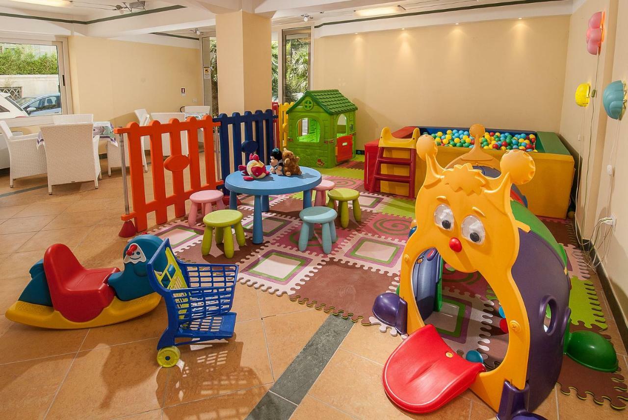Hotel La Rosa Cattolica Dış mekan fotoğraf